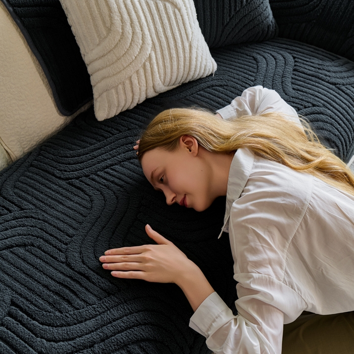 91家纺网 家纺一手货源 找家纺 闲鱼家纺 2025新款软糯厚实舒棉绒沙发垫 黑色