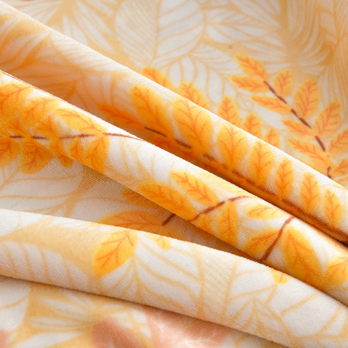 91家纺网 家纺一手货源 找家纺 亿品2025直播爆款9.5斤牛奶绒四件套加厚保暖床裙四件套 秋意浓