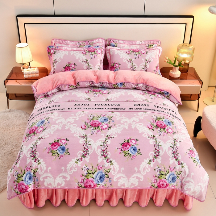 91家纺网 家纺一手货源 找家纺 雨洋2025新款加厚保暖8.5斤牛奶绒金貂婴儿绒四件套欧若拉