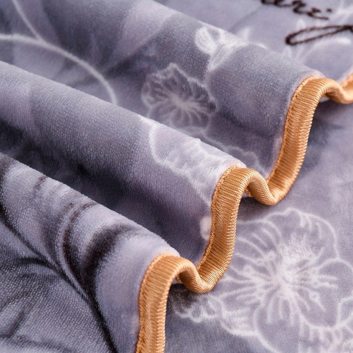 91家纺网 家纺一手货源 找家纺 雨洋2025新款加厚保暖8.5斤牛奶绒金貂婴儿绒四件套塞纳花园