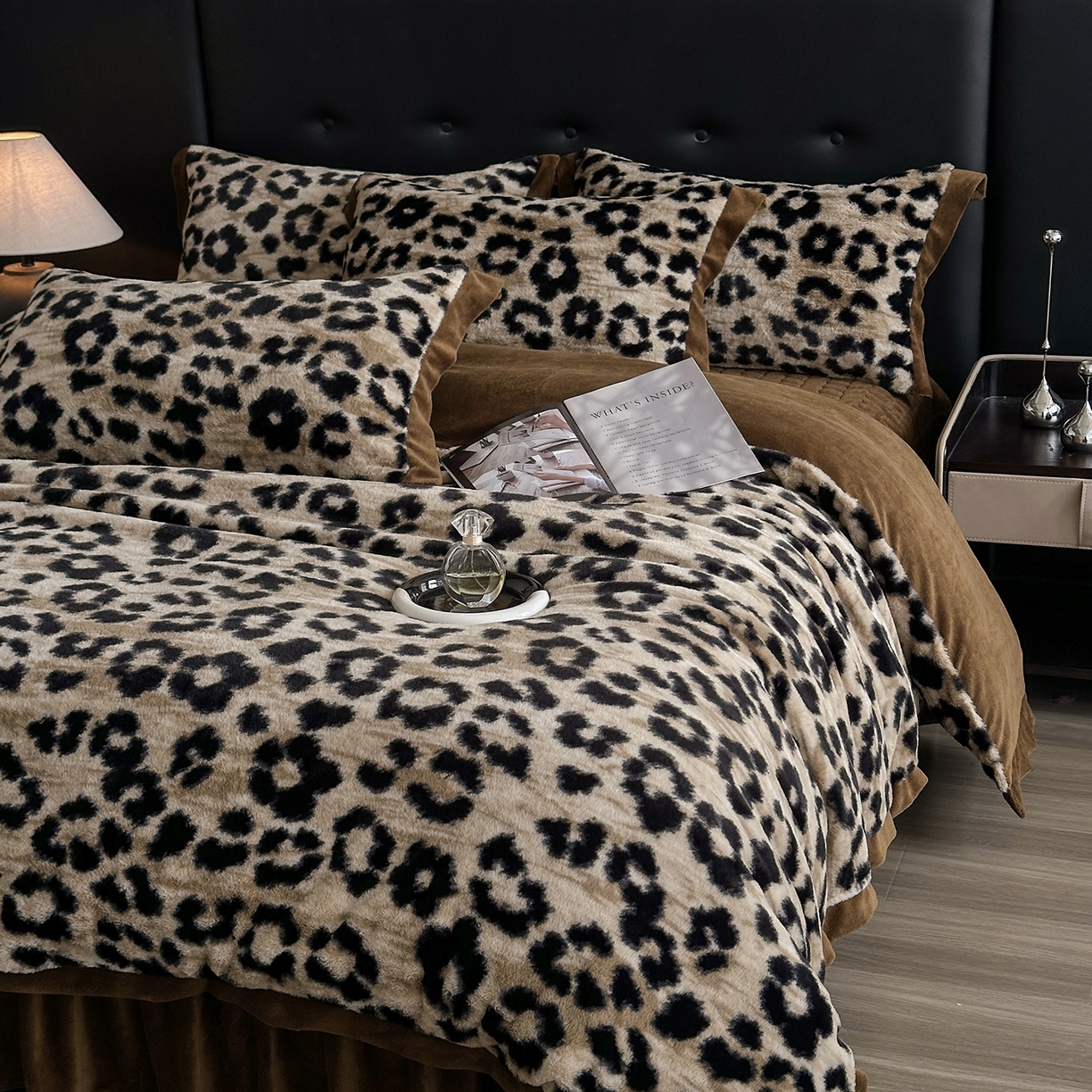 91家纺网 家纺一手货源 找家纺 金艾草 2025新款兔毛宽边床盖四件套【工艺款】 豹纹