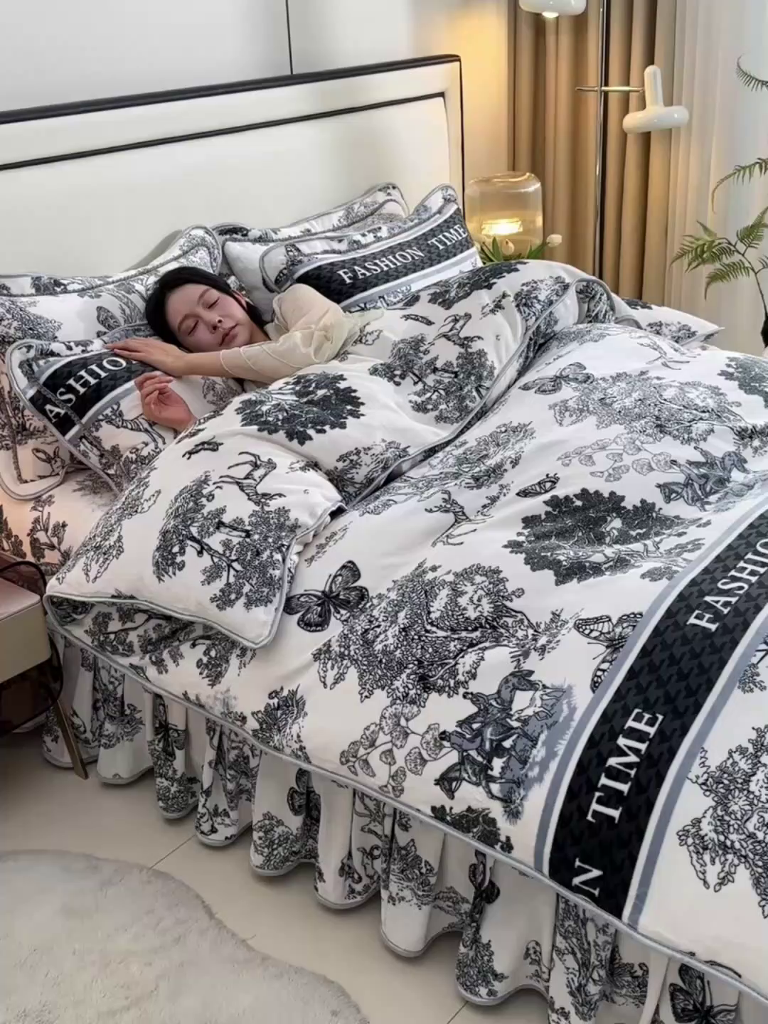 91家纺网 家纺一手货源 找家纺 雨洋2025新款加厚保暖8.5斤牛奶绒金貂婴儿绒四件套午后花园