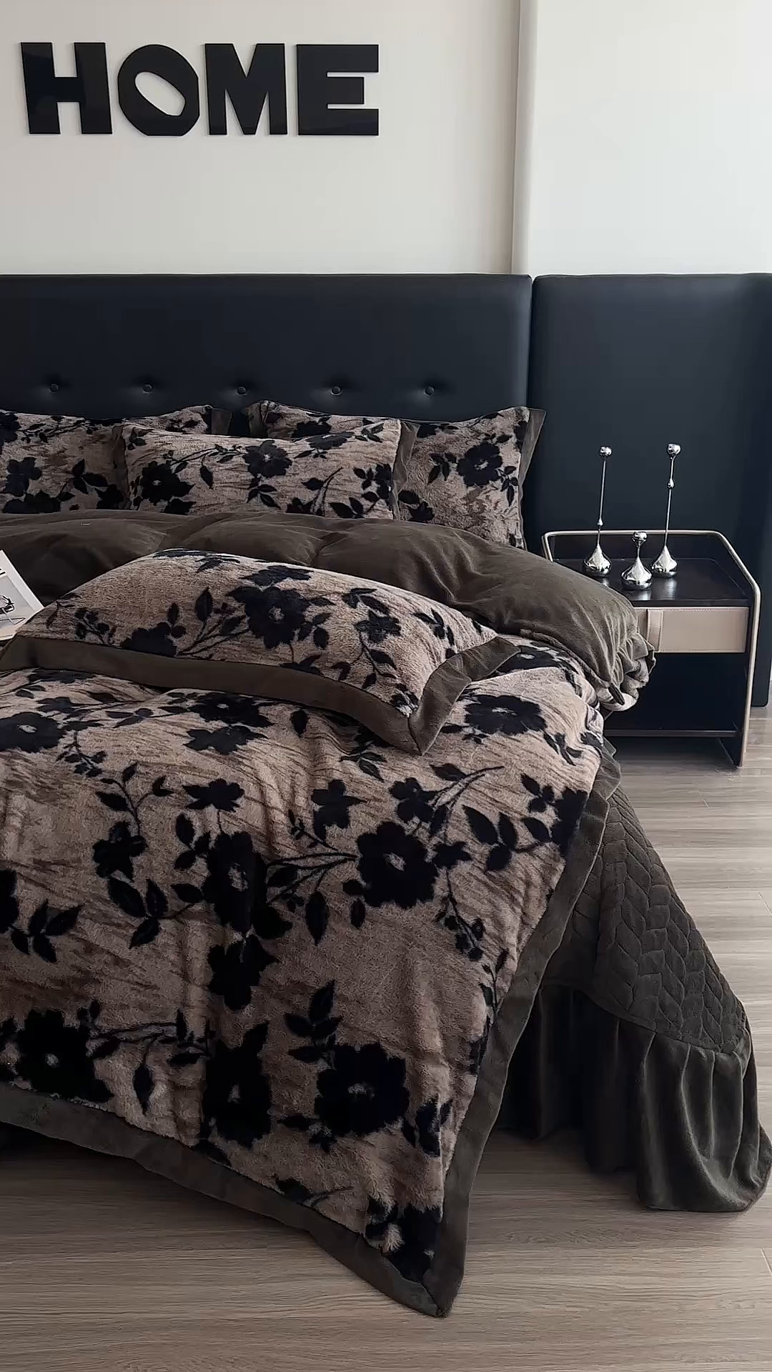 91家纺网 家纺一手货源 找家纺 金艾草 2025新款兔毛宽边床盖四件套【工艺款】 简爱