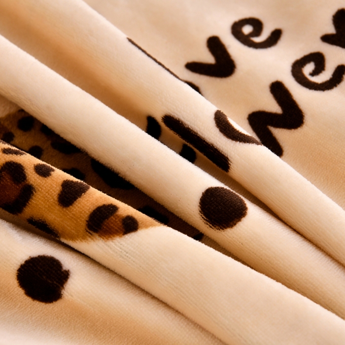 91家纺网 家纺一手货源 找家纺 雨洋2025新款加厚保暖8.5斤牛奶绒金貂婴儿绒四件套小樱桃