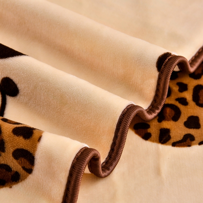 91家纺网 家纺一手货源 找家纺 雨洋2025新款加厚保暖8.5斤牛奶绒金貂婴儿绒四件套小樱桃