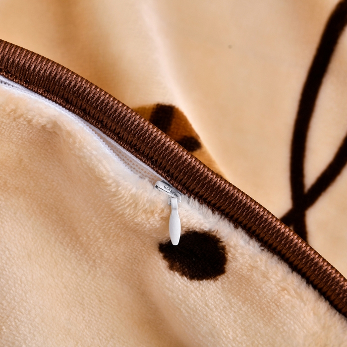 91家纺网 家纺一手货源 找家纺 雨洋2025新款加厚保暖8.5斤牛奶绒金貂婴儿绒四件套小樱桃