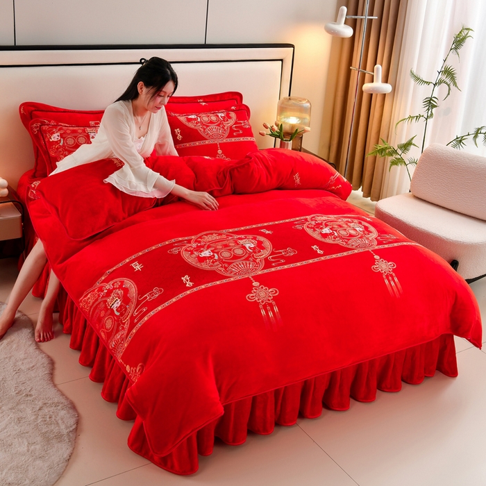 91家纺网 家纺一手货源 找家纺 雨洋2025新款加厚保暖8.5斤牛奶绒金貂婴儿绒四件套永结同心