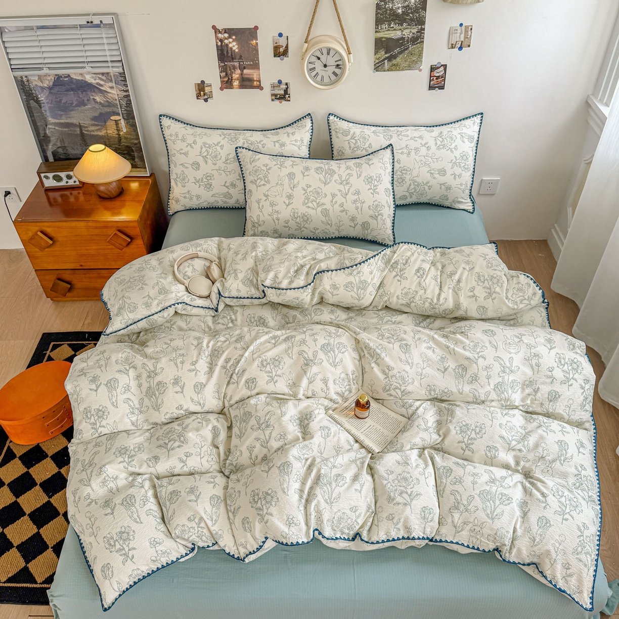 91家纺网 家纺一手货源 找家纺 晚爱家纺（原晚安家居） 2025新款云感双层纱贝壳边三角针工艺卡通小清新小碎花四件套 海象森林