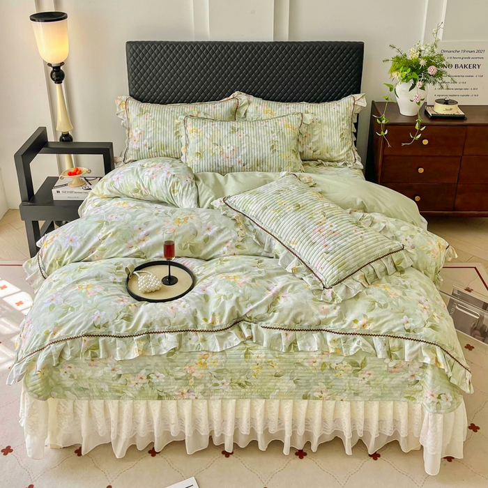 91家纺网 家纺一手货源 找家纺 胜权家纺 2025秋冬新款全棉法式13372数码印花夹棉床盖四件套系列 花海绿