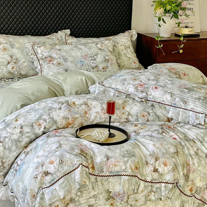 91家纺网 家纺一手货源 找家纺 胜权家纺 2025秋冬新款全棉法式13372数码印花夹棉床盖四件套系列 花非花绿