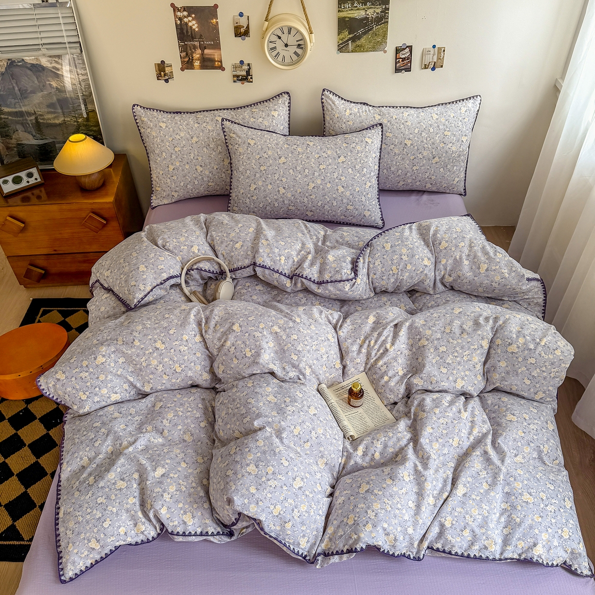 91家纺网 家纺一手货源 找家纺 晚爱家纺（原晚安家居） 2025新款云感双层纱贝壳边三角针工艺卡通小清新小碎花四件套 紫菊梗