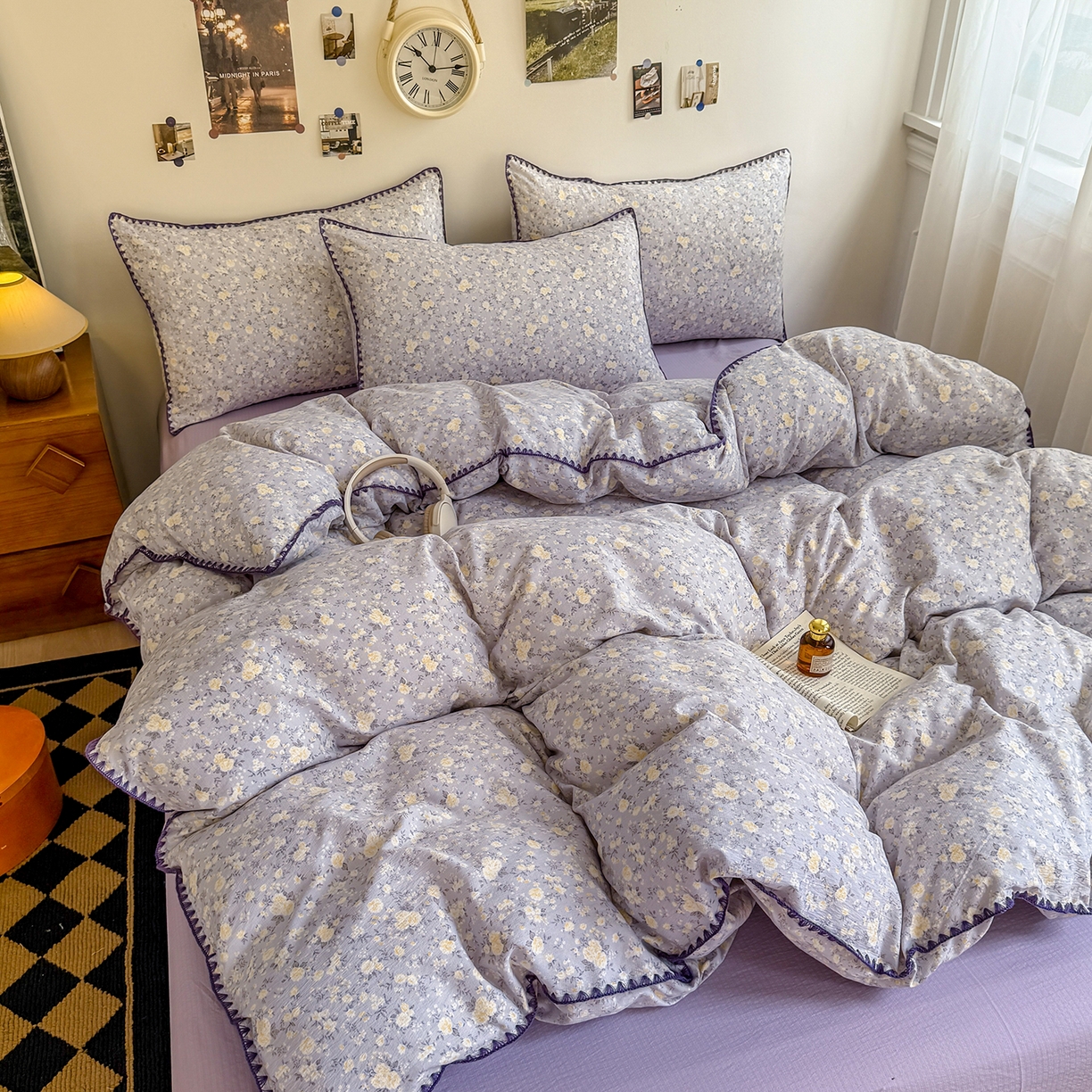 91家纺网 家纺一手货源 找家纺 晚爱家纺（原晚安家居） 2025新款云感双层纱贝壳边三角针工艺卡通小清新小碎花四件套 紫菊梗