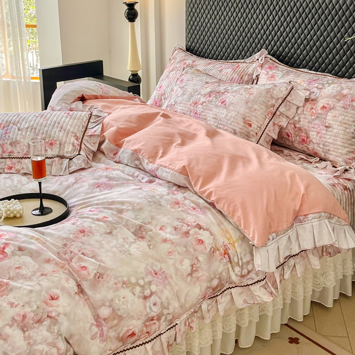 91家纺网 家纺一手货源 找家纺 胜权家纺 2025秋冬新款全棉法式13372数码印花夹棉床盖四件套系列 花非花粉