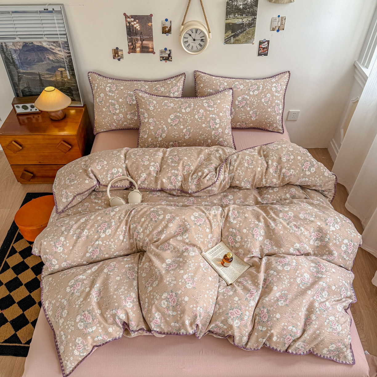 91家纺网 家纺一手货源 找家纺 晚爱家纺（原晚安家居） 2025新款云感双层纱贝壳边三角针工艺卡通小清新小碎花四件套 爱如星辰