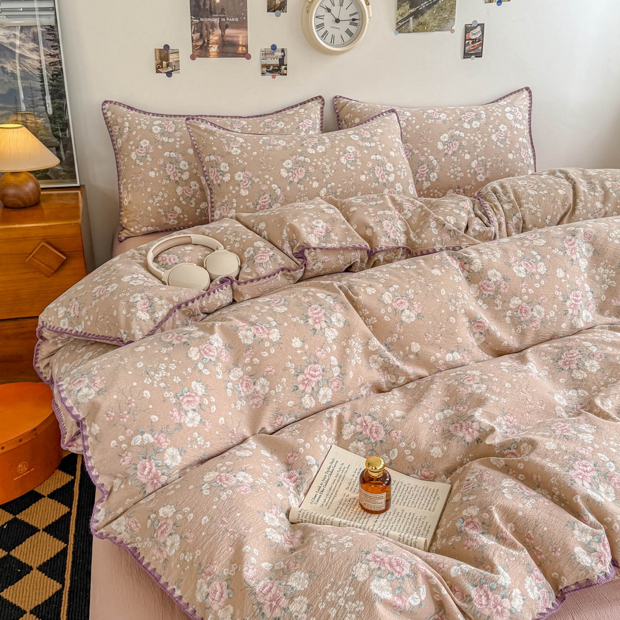 91家纺网 家纺一手货源 找家纺 晚爱家纺（原晚安家居） 2025新款云感双层纱贝壳边三角针工艺卡通小清新小碎花四件套 爱如星辰