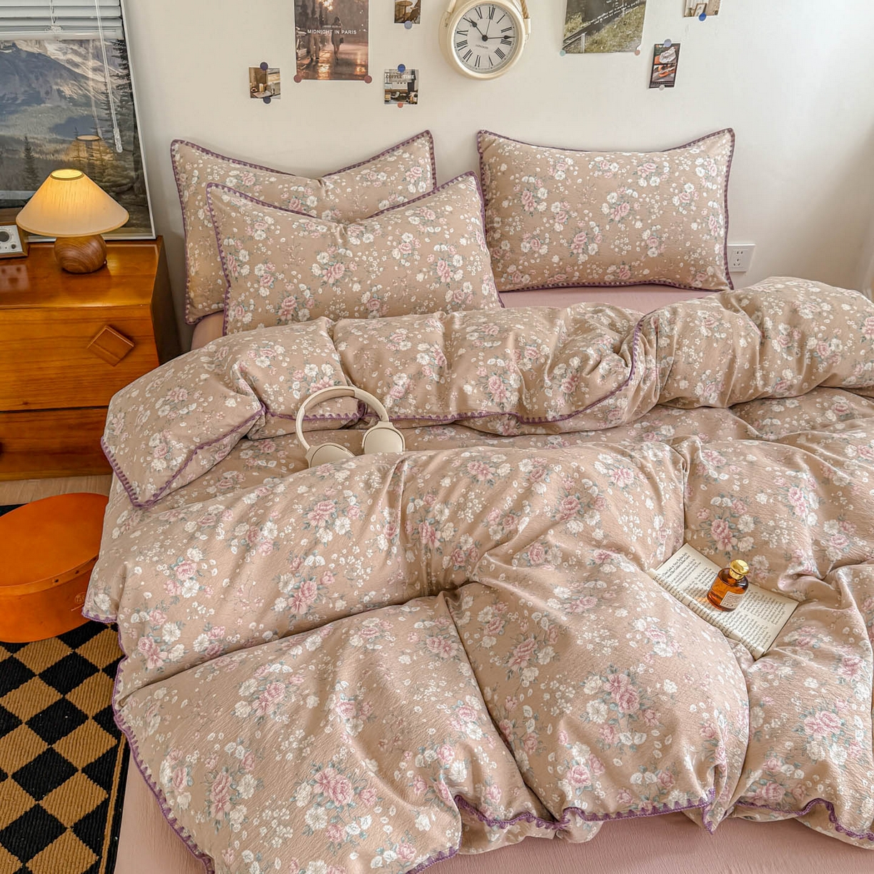 91家纺网 家纺一手货源 找家纺 晚爱家纺（原晚安家居） 2025新款云感双层纱贝壳边三角针工艺卡通小清新小碎花四件套 爱如星辰