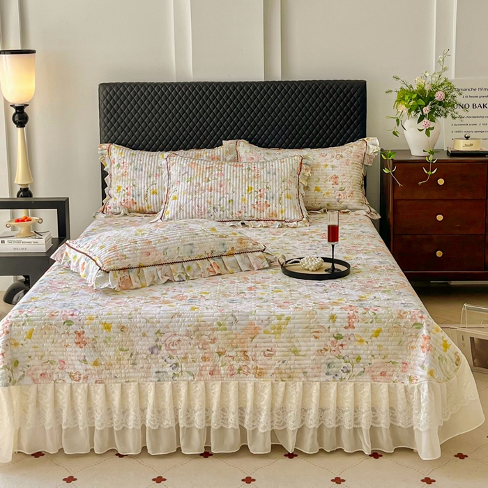 91家纺网 家纺一手货源 找家纺 胜权家纺 2025秋冬新款全棉法式13372数码印花夹棉床盖单品系列 锦绣繁华绿