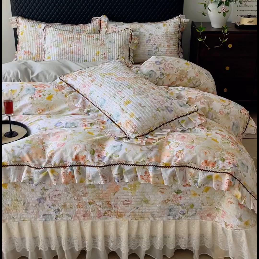 91家纺网 家纺一手货源 找家纺 胜权家纺 2025秋冬新款全棉法式13372数码印花夹棉床盖单品系列 锦绣繁华绿