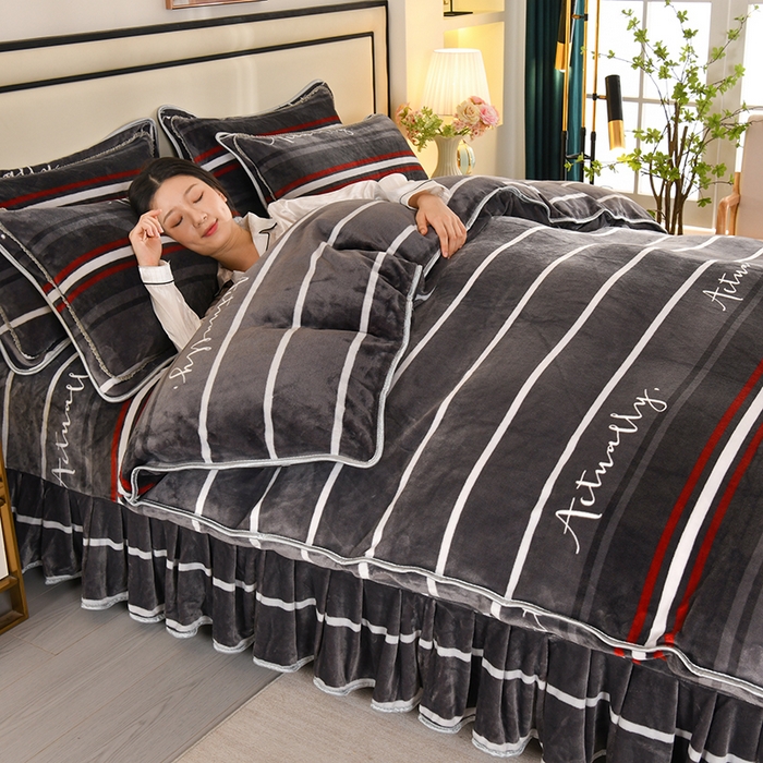 91家纺网 家纺一手货源 找家纺 雨洋家纺 2025新款10斤绒四件套 维也纳