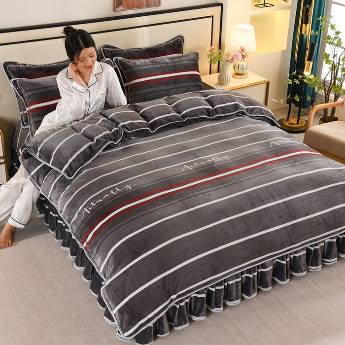 91家纺网 家纺一手货源 找家纺 雨洋家纺 2025新款10斤绒四件套 维也纳