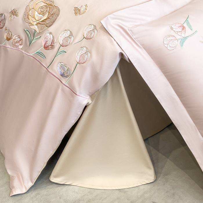 91家纺网 家纺一手货源 找家纺 桃园 新款纯棉全棉长绒棉刺绣绣花高端礼盒初暖系列四件套 轻奢粉