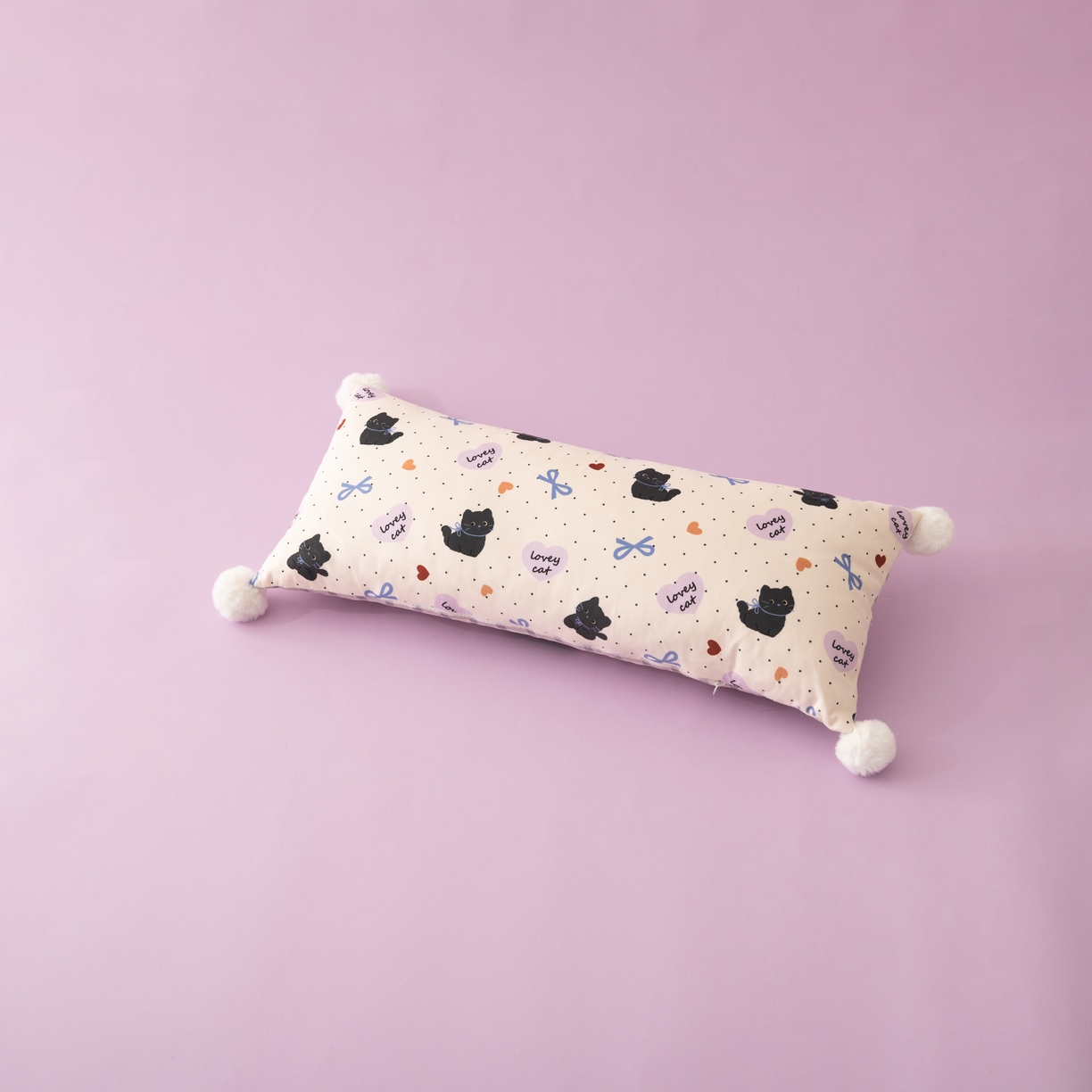 91家纺网 家纺一手货源 找家纺 博笔熊 2025新款双面多功能卡通长条枕头枕芯抱枕靠垫靠枕 格子黑猫