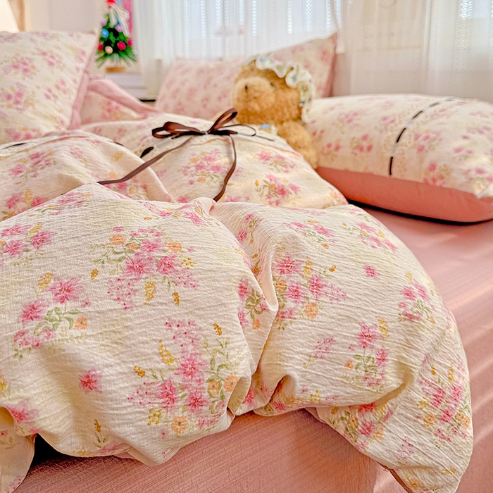 91家纺网 家纺一手货源 找家纺 典曼家纺 2025新款古法花边蝴蝶结四件套 雅漫花语