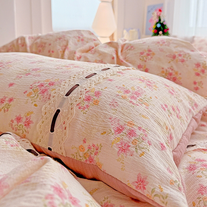 91家纺网 家纺一手货源 找家纺 典曼家纺 2025新款古法花边蝴蝶结四件套 雅漫花语