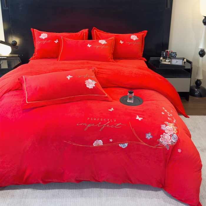 91家纺网 家纺一手货源 找家纺 （总）U品汇 2025新款7斤高克重牛奶绒刺绣花四件套床裙款法莱绒金貂珊瑚绒水晶绒不掉毛