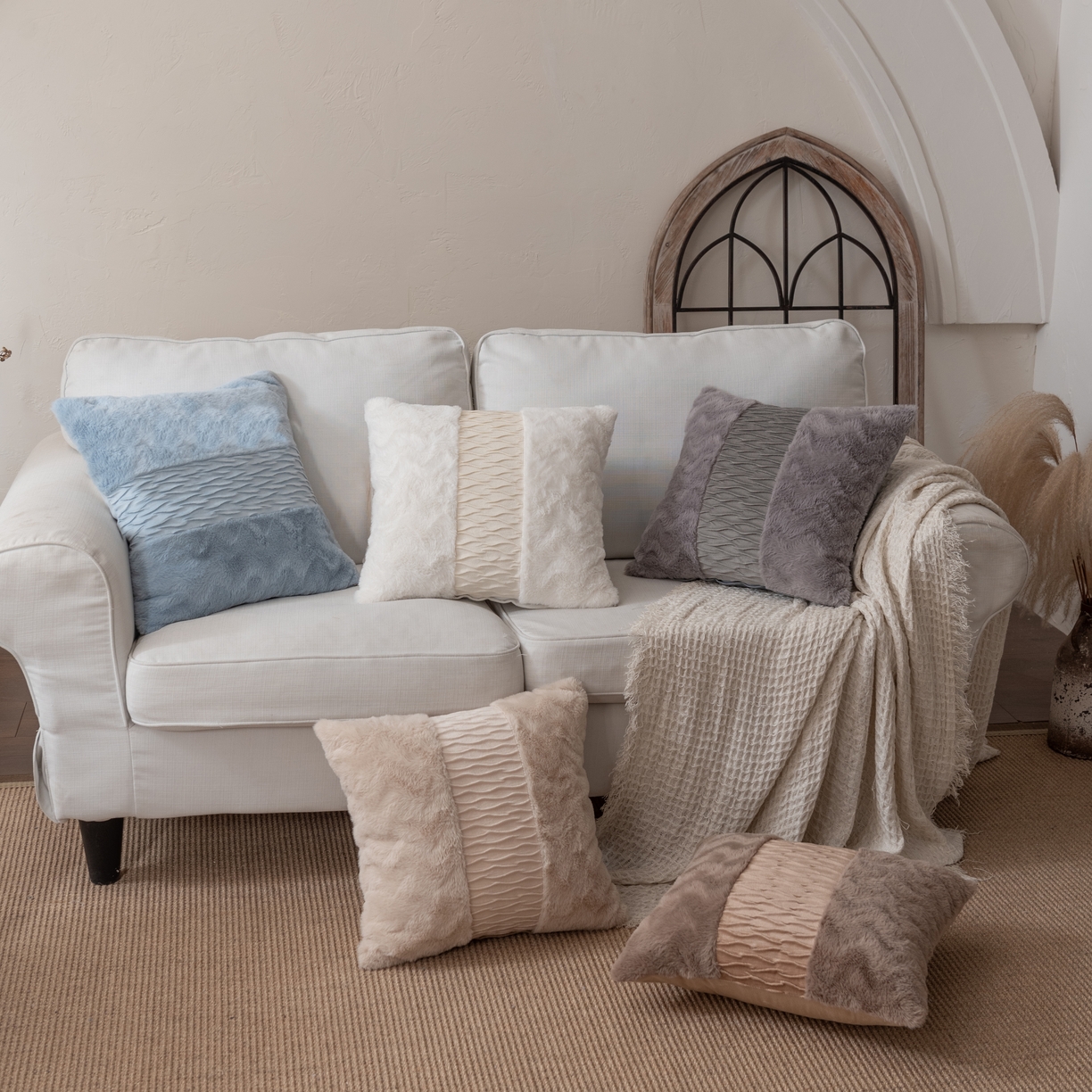 91家纺网 家纺一手货源 找家纺 （总）博笔熊 2025新款兔毛拼接波浪抱枕方枕靠垫靠枕