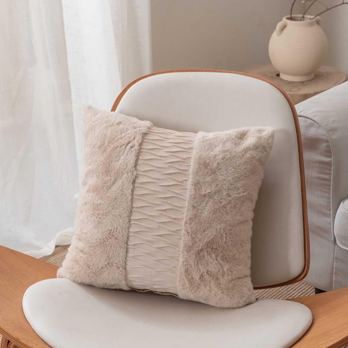 91家纺网 家纺一手货源 找家纺 （总）博笔熊 2025新款兔毛拼接波浪抱枕方枕靠垫靠枕