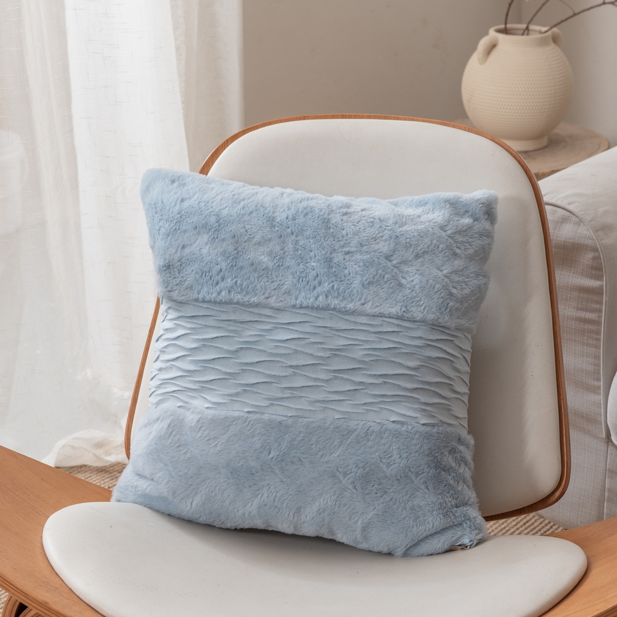 91家纺网 家纺一手货源 找家纺 （总）博笔熊 2025新款兔毛拼接波浪抱枕方枕靠垫靠枕