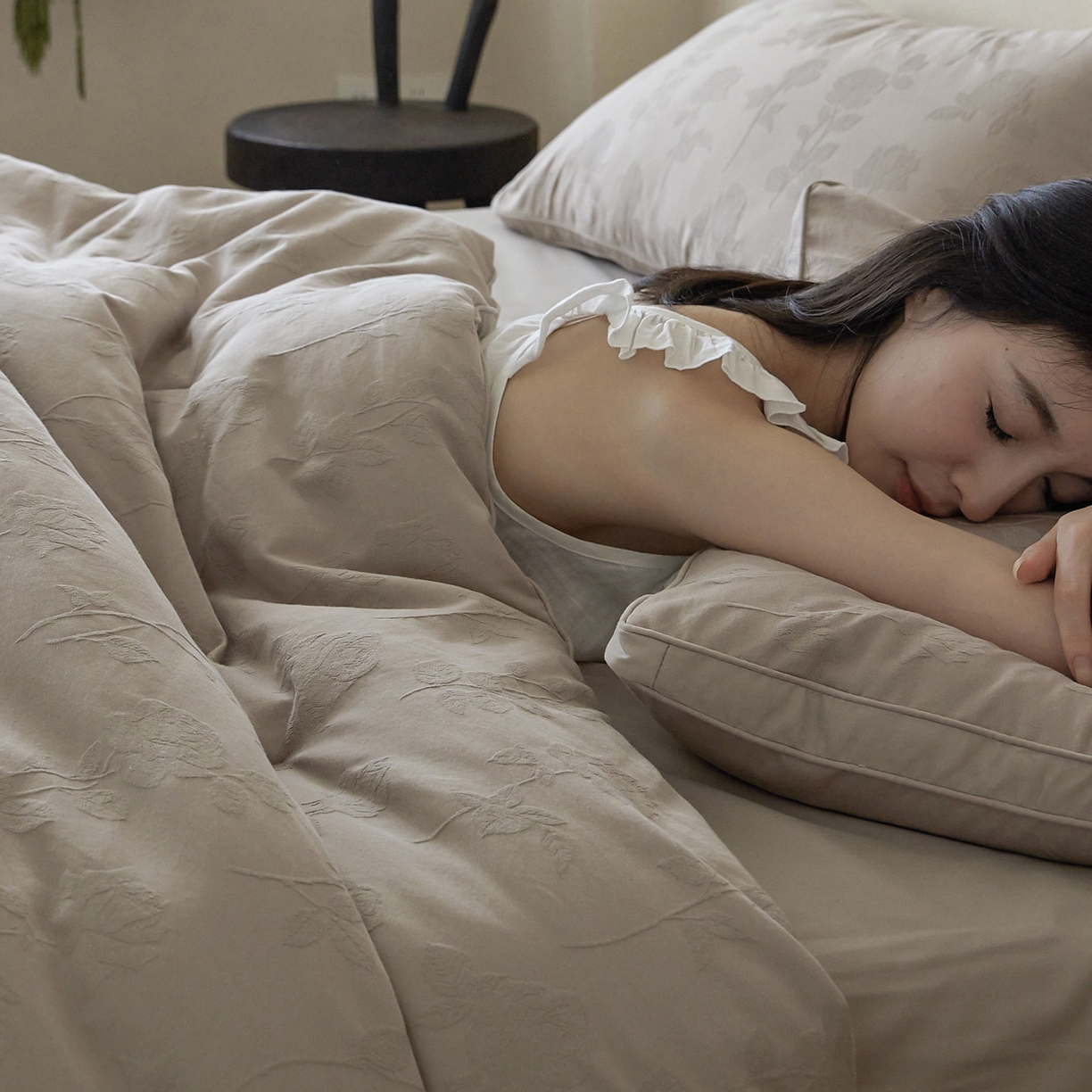 91家纺网 家纺一手货源 找家纺 一加一 2025新款全棉提花航天恒温抗菌被子被芯 岁月鎏声