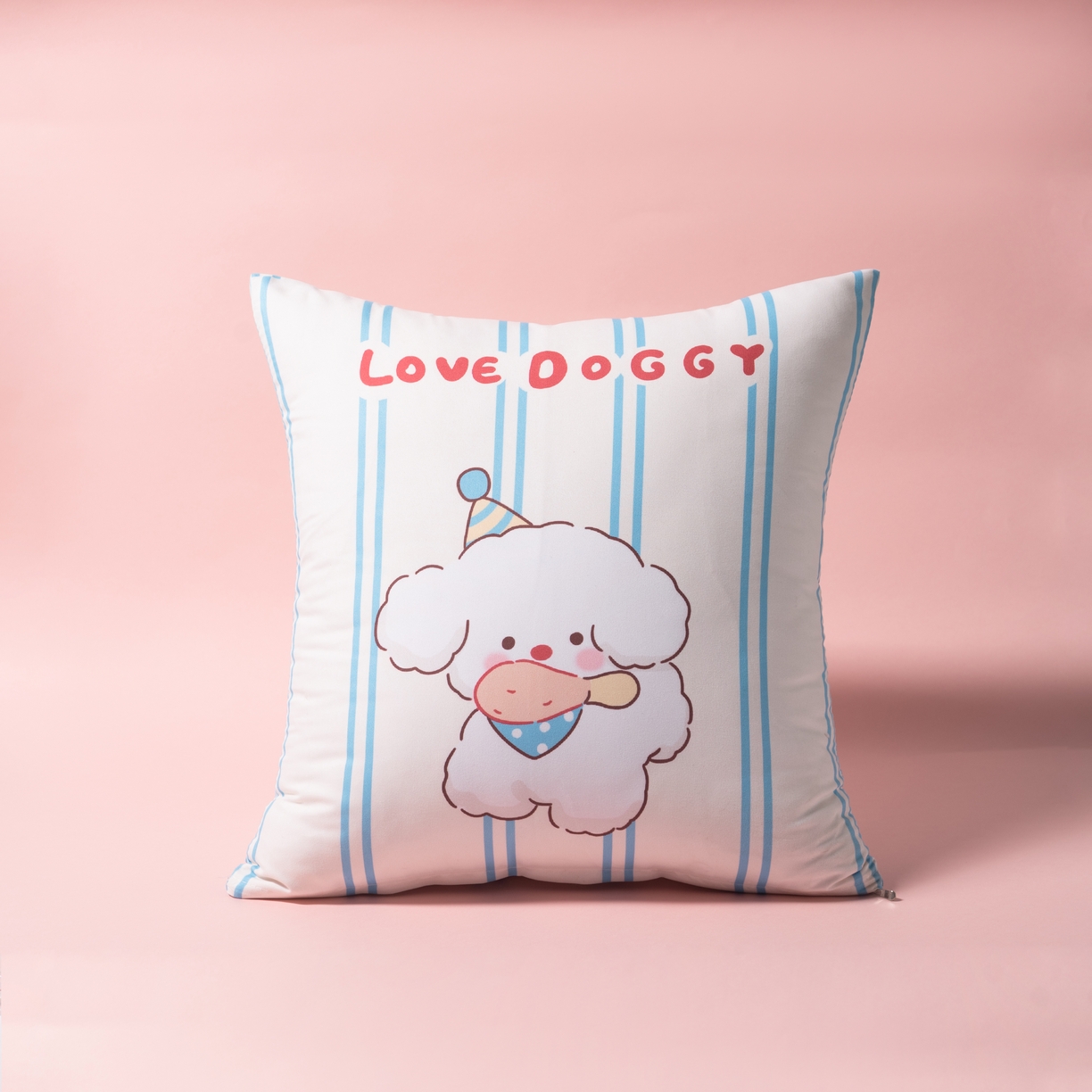 91家纺网 家纺一手货源 找家纺 （总）博笔熊 2025新款卡通抱枕方正靠垫靠枕