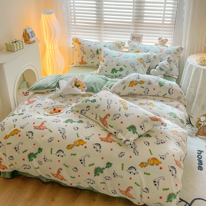 91家纺网 家纺一手货源 找家纺 宝薇2025新款ins风重8斤高克重吊边款牛奶绒四件套 恐龙伙伴