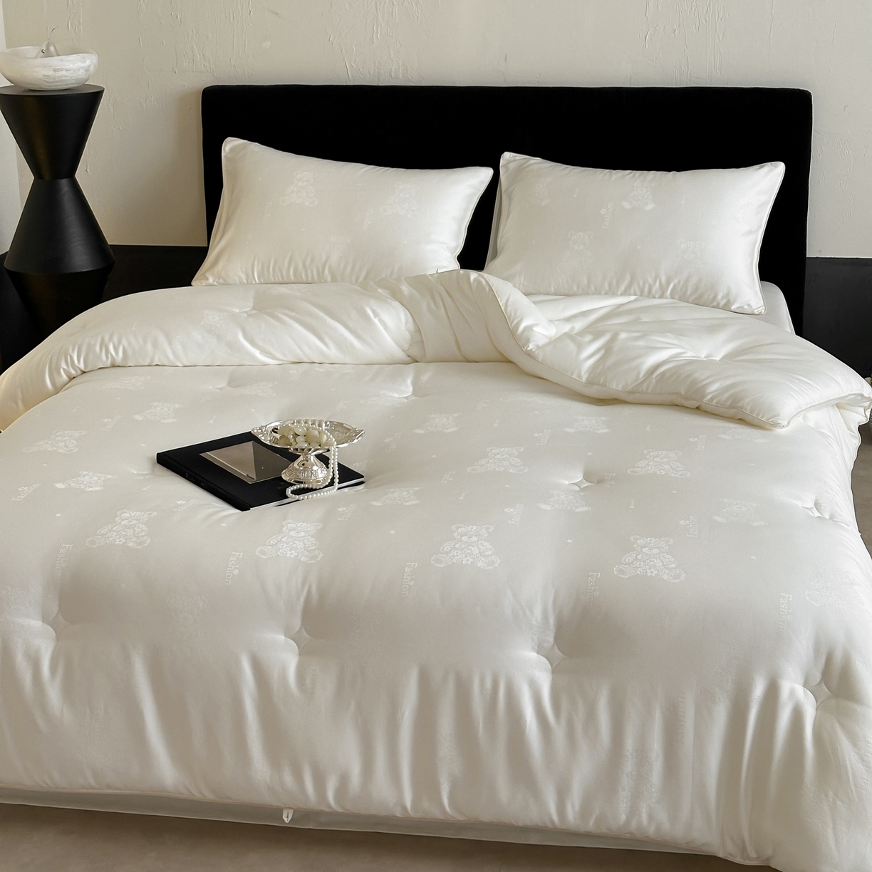 91家纺网 家纺一手货源 找家纺 一加一 2025新款满提彩丝蚕丝大豆抗菌被子被芯 酷熊