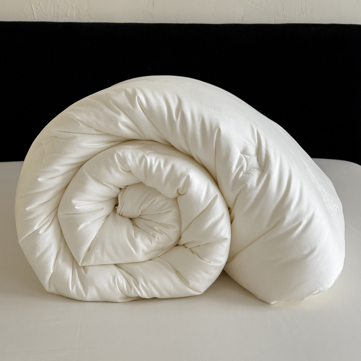 91家纺网 家纺一手货源 找家纺 一加一 2025新款满提彩丝蚕丝大豆抗菌被子被芯 酷熊