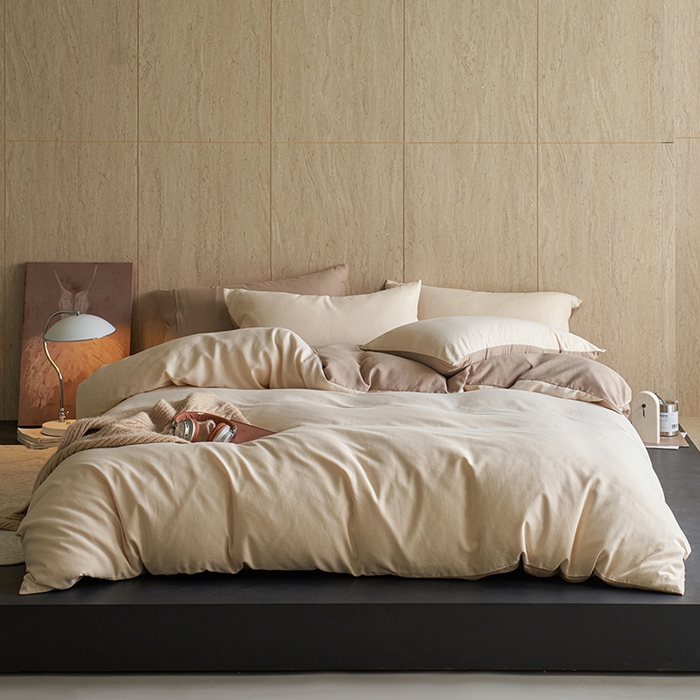 91家纺网 家纺一手货源 找家纺 千朵森 2025新款全棉磨毛A类色织提花磨毛四件套-简色 杏仁奶沫