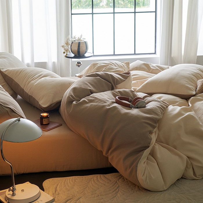 91家纺网 家纺一手货源 找家纺 千朵森 2025新款全棉磨毛A类色织提花磨毛四件套-简色 杏仁奶沫