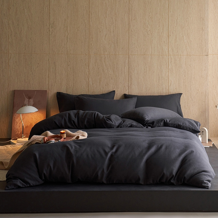 91家纺网 家纺一手货源 找家纺 千朵森 2025新款全棉磨毛A类色织提花磨毛四件套-简色 夜幕灰