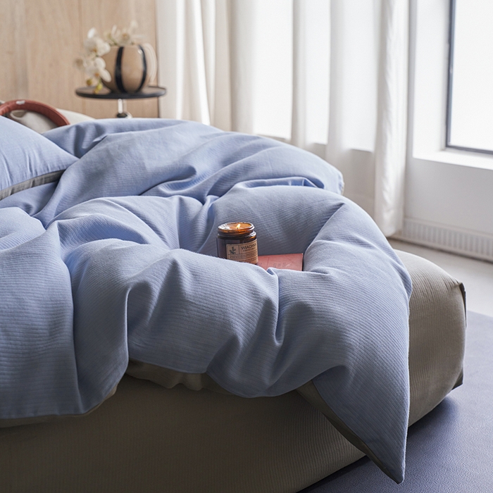 91家纺网 家纺一手货源 找家纺 千朵森 2025新款全棉磨毛A类色织提花磨毛四件套-简色 浅蓝絮梦