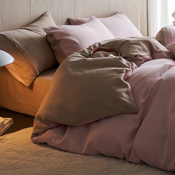 91家纺网 家纺一手货源 找家纺 千朵森 2025新款全棉磨毛A类色织提花磨毛四件套-简色 裸粉香槟