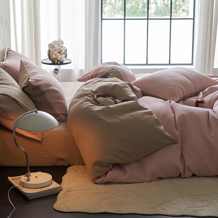 91家纺网 家纺一手货源 找家纺 千朵森 2025新款全棉磨毛A类色织提花磨毛四件套-简色 裸粉香槟