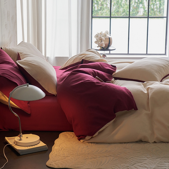 91家纺网 家纺一手货源 找家纺 千朵森 2025新款全棉磨毛A类色织提花磨毛四件套-简色 米韵红绯