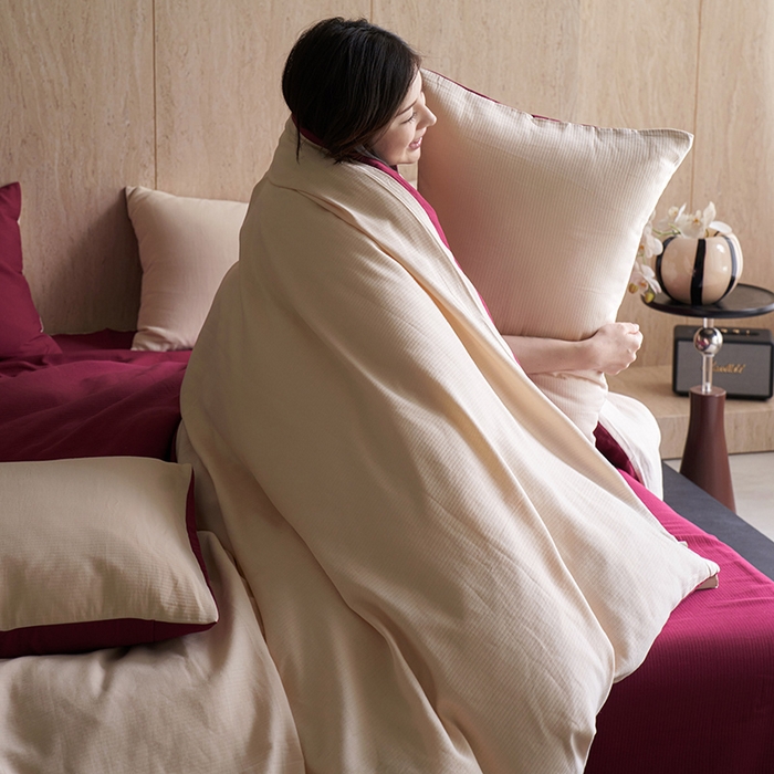 91家纺网 家纺一手货源 找家纺 千朵森 2025新款全棉磨毛A类色织提花磨毛四件套-简色 米韵红绯