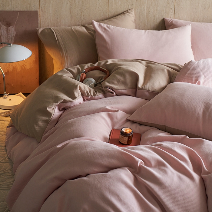 91家纺网 家纺一手货源 找家纺 千朵森 2025新款全棉磨毛A类色织提花磨毛四件套-简色 裸粉香槟