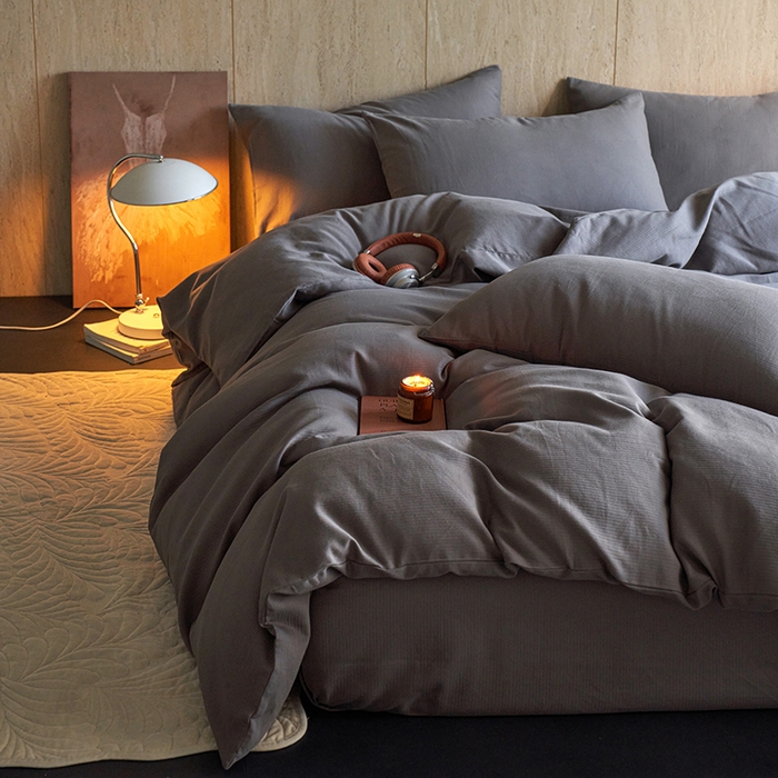 91家纺网 家纺一手货源 找家纺 千朵森 2025新款全棉磨毛A类色织提花磨毛四件套-简色 银河灰