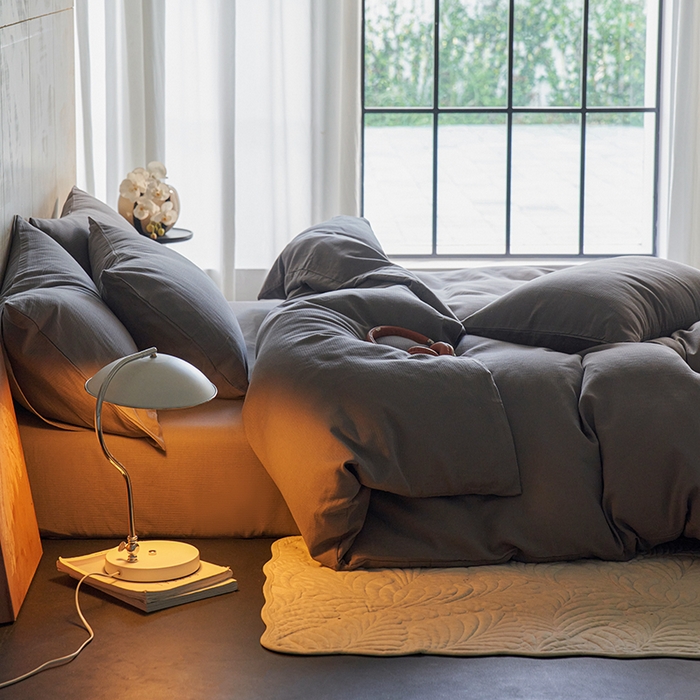 91家纺网 家纺一手货源 找家纺 千朵森 2025新款全棉磨毛A类色织提花磨毛四件套-简色 银河灰