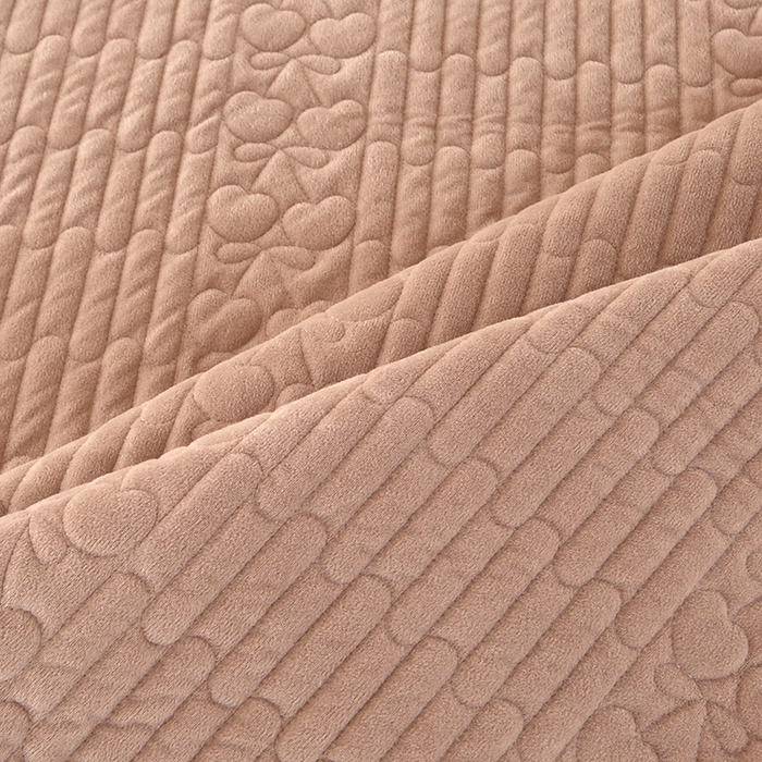 91家纺网 家纺一手货源 找家纺 尚品凤凰 2025新款婴儿绒绗缝床裙款 樱桃系列 卡其