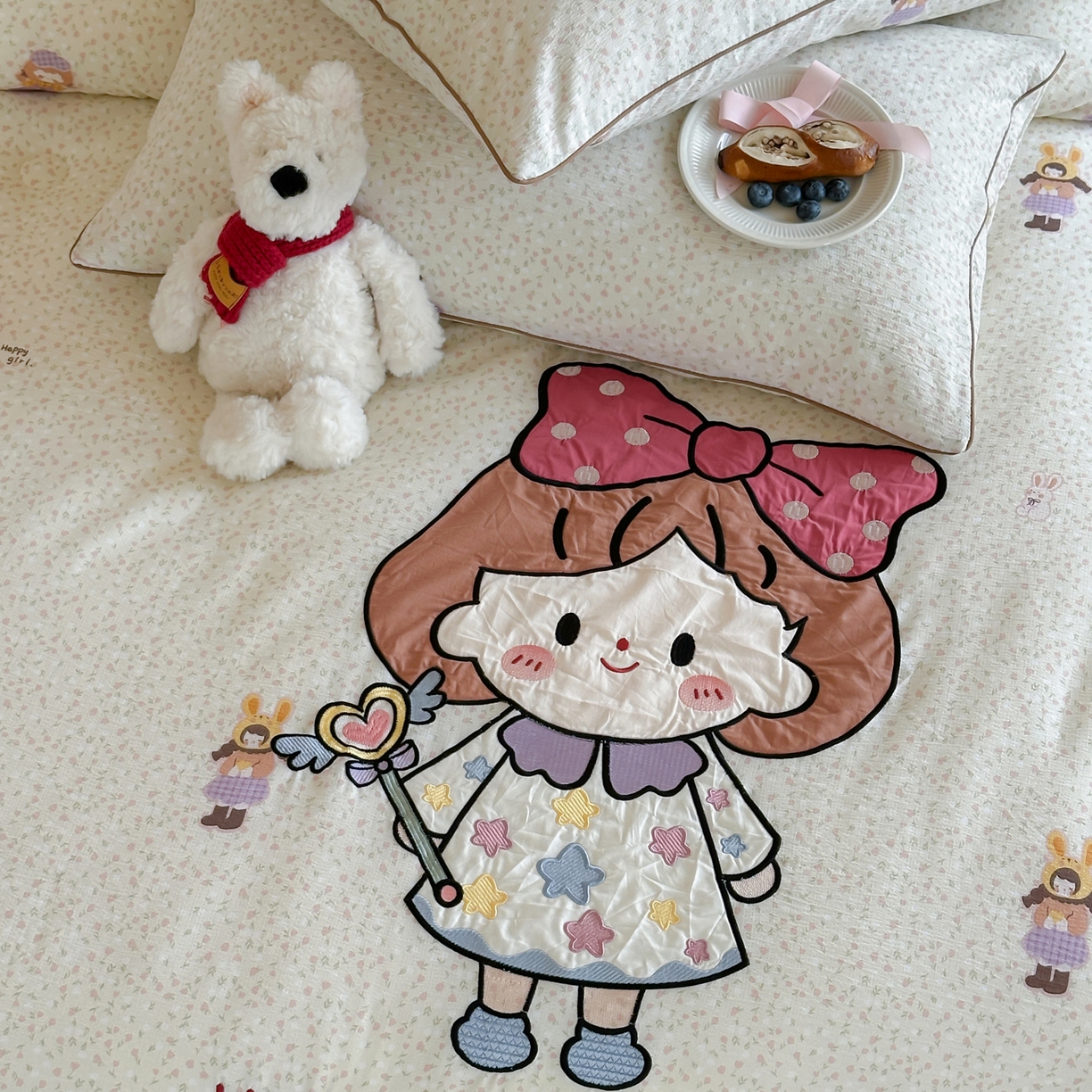 91家纺网 家纺一手货源 找家纺 一加一 2025新款A类双层纱卡通贴布绣大豆被芯 梦女孩